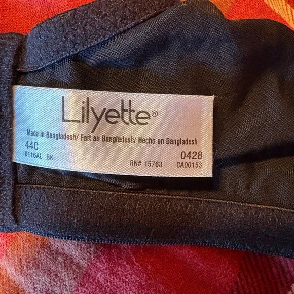 Lilyette Black and White Lace Bras - Picture 4 of 4